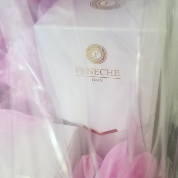 Gift Basket Feneche Skin Care Stone/Bead Bracelets - Picture 7 of 7